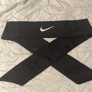 Nike headband